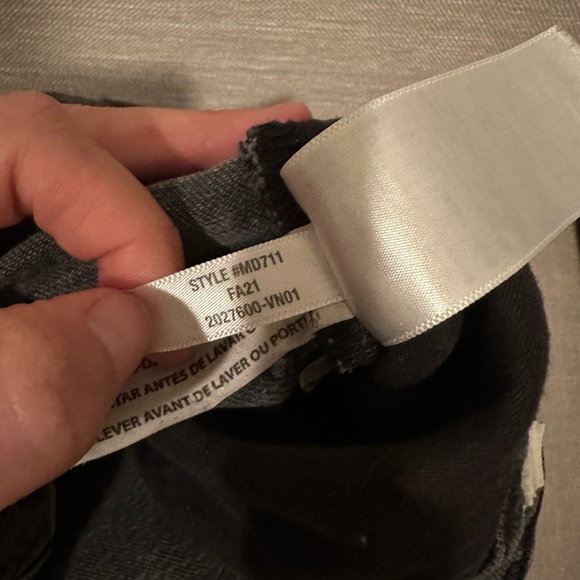 Madewell | The Perfect Vintage Jean in Lunar Wash, 26, MD711 - Picture 4 of 6